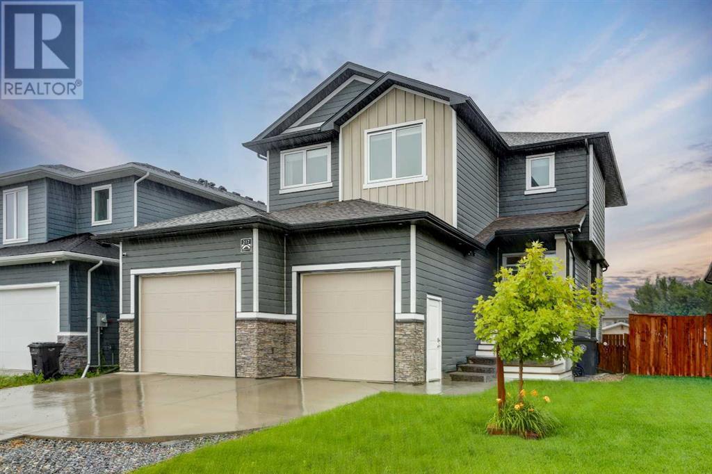 217 Greenwood Road, Coalhurst, Alberta