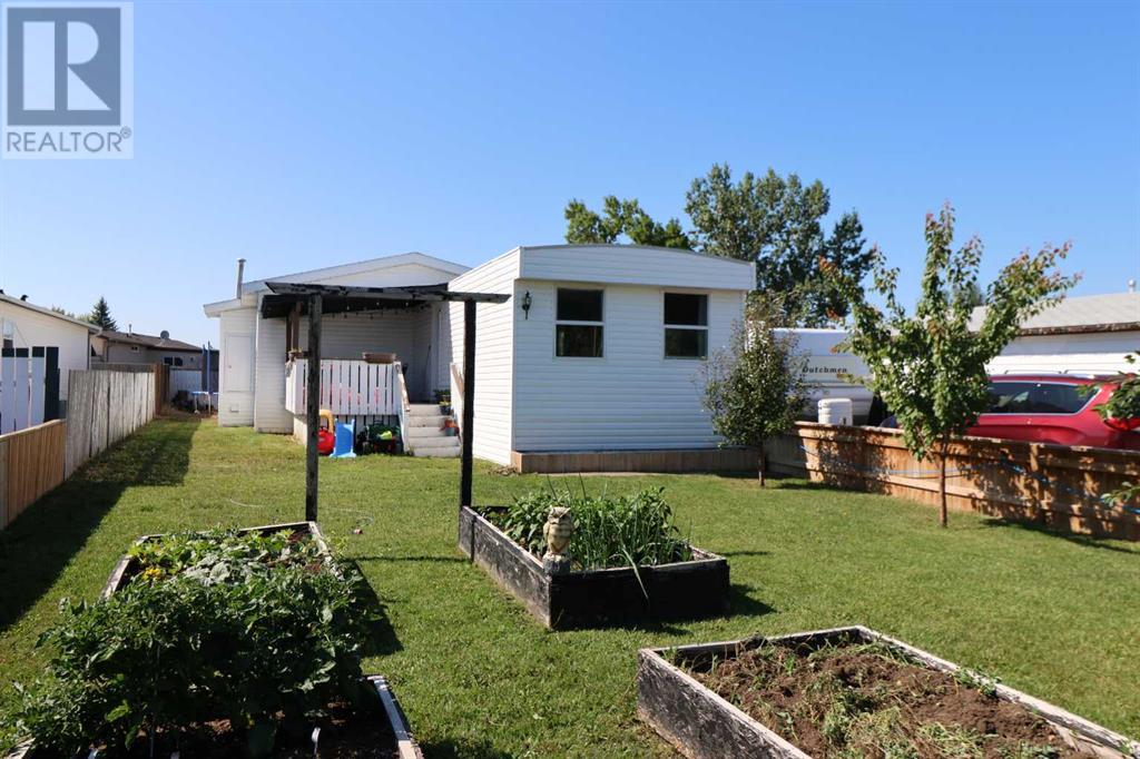 4818 63a Ave, Taber, Alberta  T1G 1J4 - Photo 2 - A2243928