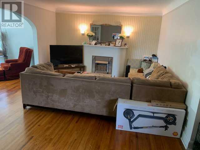 1266 4 Avenue S, Lethbridge, Alberta  T1J 0R2 - Photo 4 - A2235657