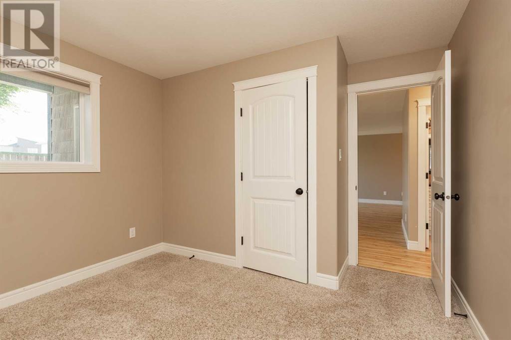 3, 895 Mt Sundance Manor W, Lethbridge, Alberta  T1J 1X7 - Photo 13 - A2243724