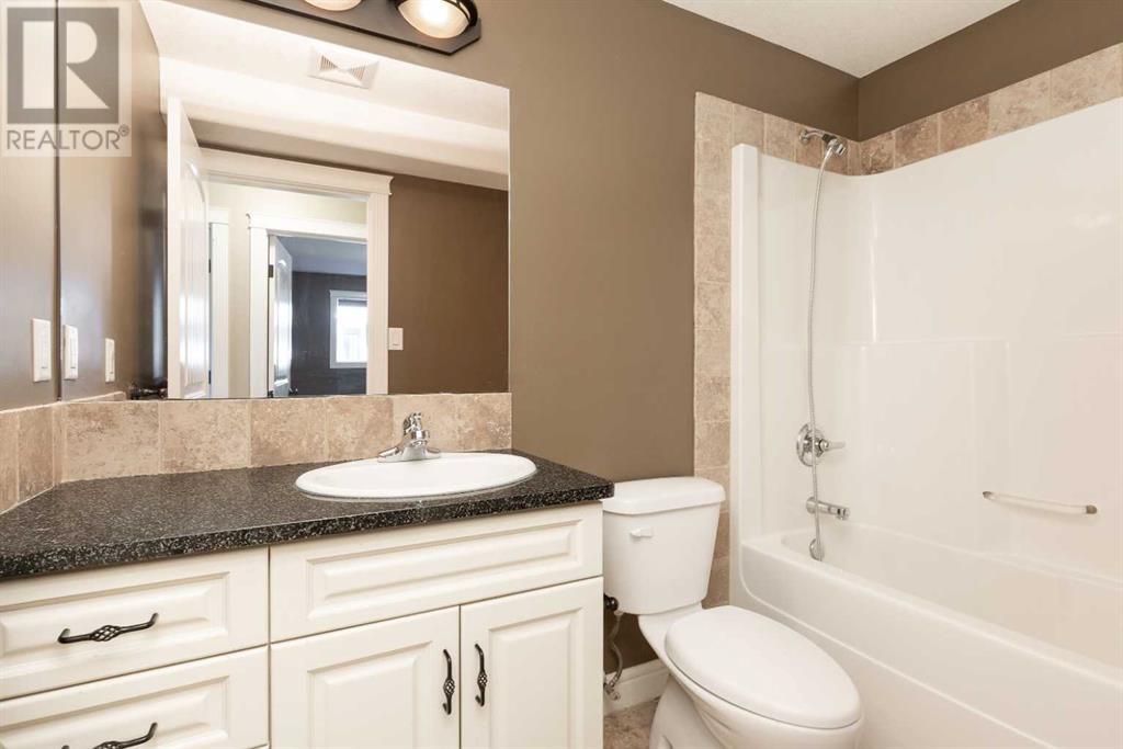 3, 895 Mt Sundance Manor W, Lethbridge, Alberta  T1J 1X7 - Photo 14 - A2243724