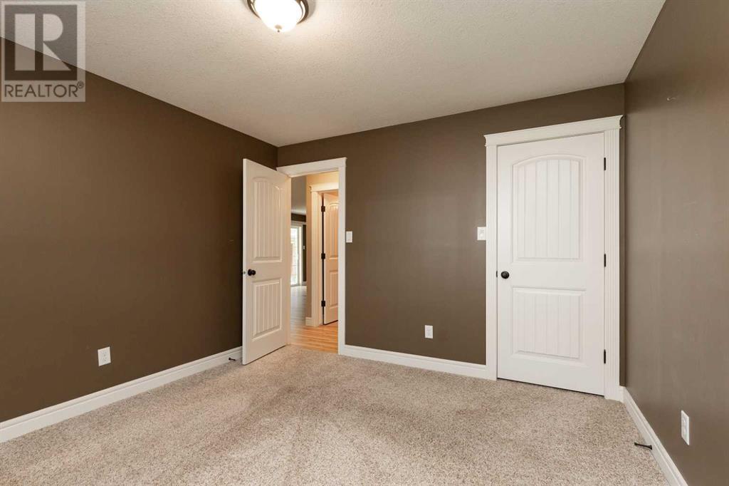 3, 895 Mt Sundance Manor W, Lethbridge, Alberta  T1J 1X7 - Photo 16 - A2243724