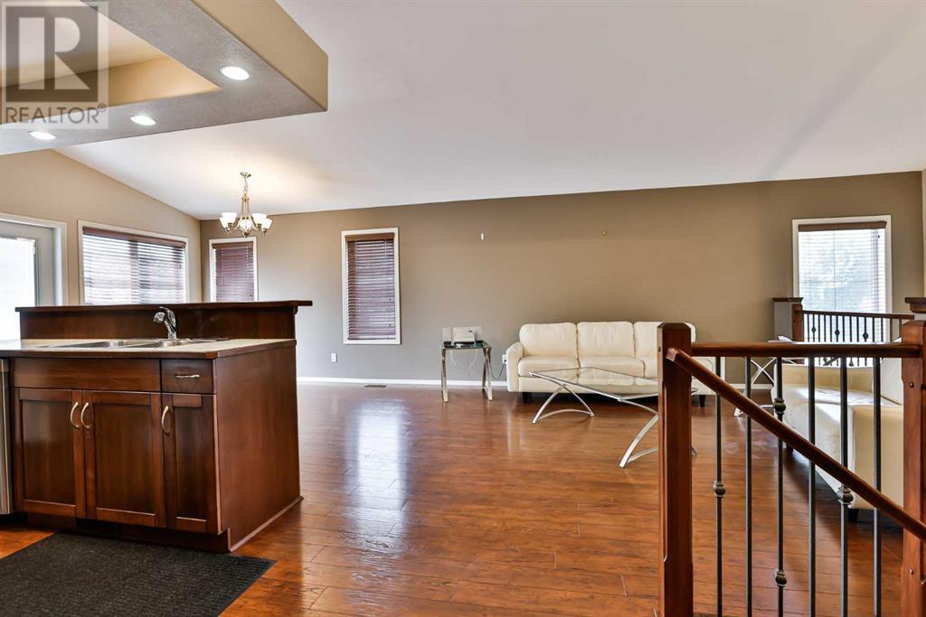504 Couleesprings Crescent S, Lethbridge, Alberta  T1K 5R5 - Photo 7 - A2229276