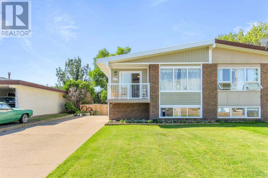 2219A 21 Avenue, Coaldale, Alberta
