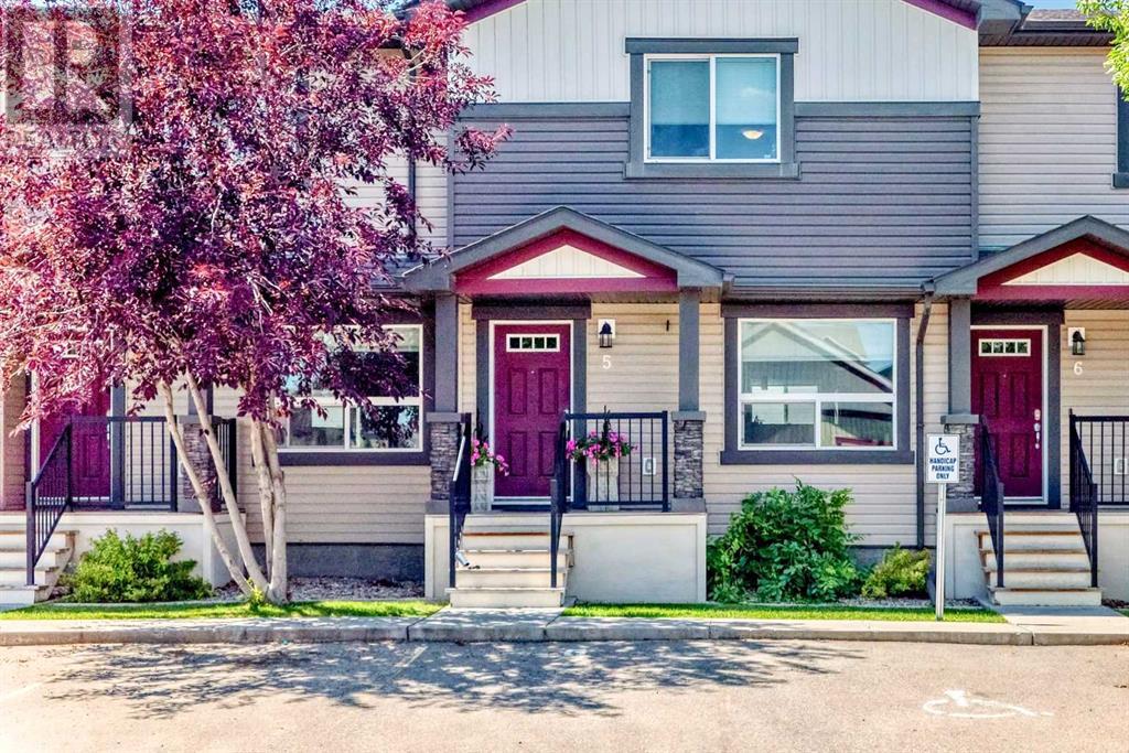 5, 1134 Keystone Road W, Lethbridge, Alberta