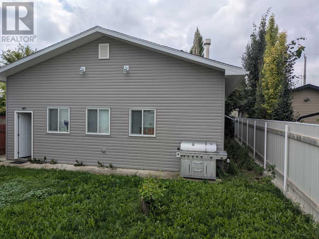 1120 43 Avenue N, Lethbridge, Alberta