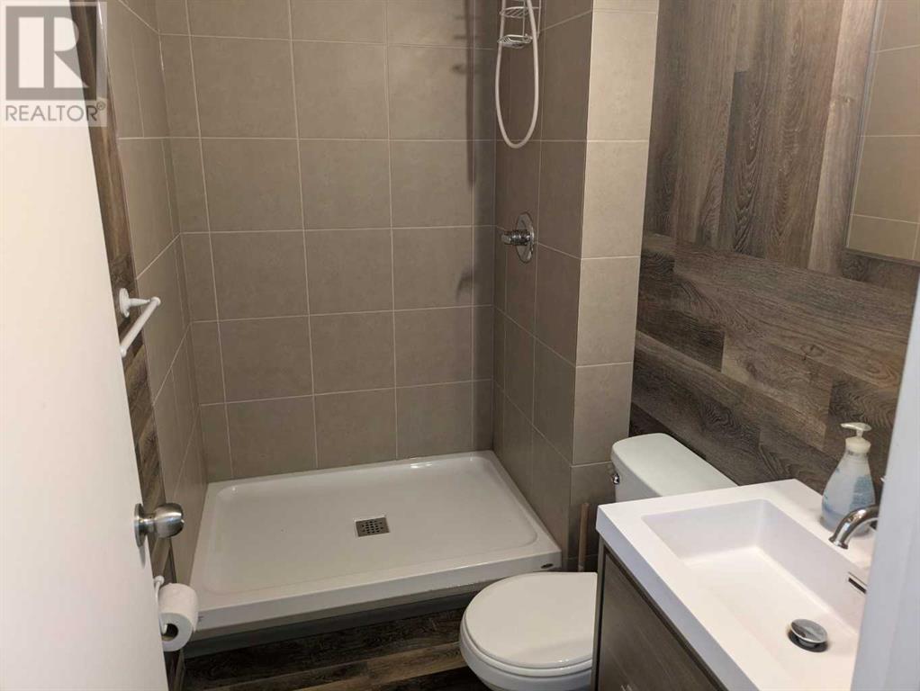 1120 43 Avenue N, Lethbridge, Alberta  T1H 6C2 - Photo 2 - A2244108