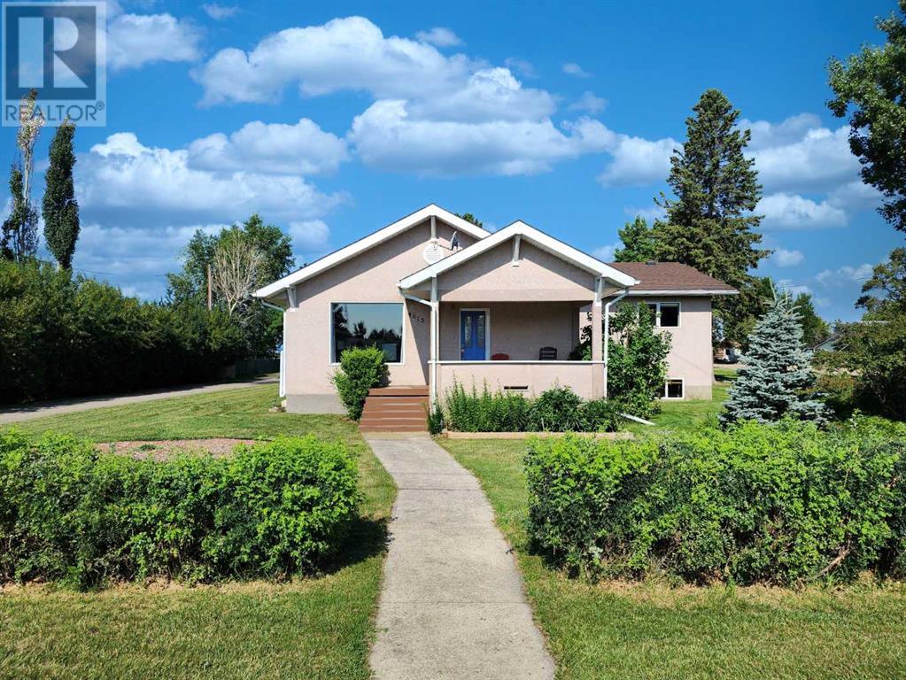 4813 4 Street W, Claresholm, Alberta