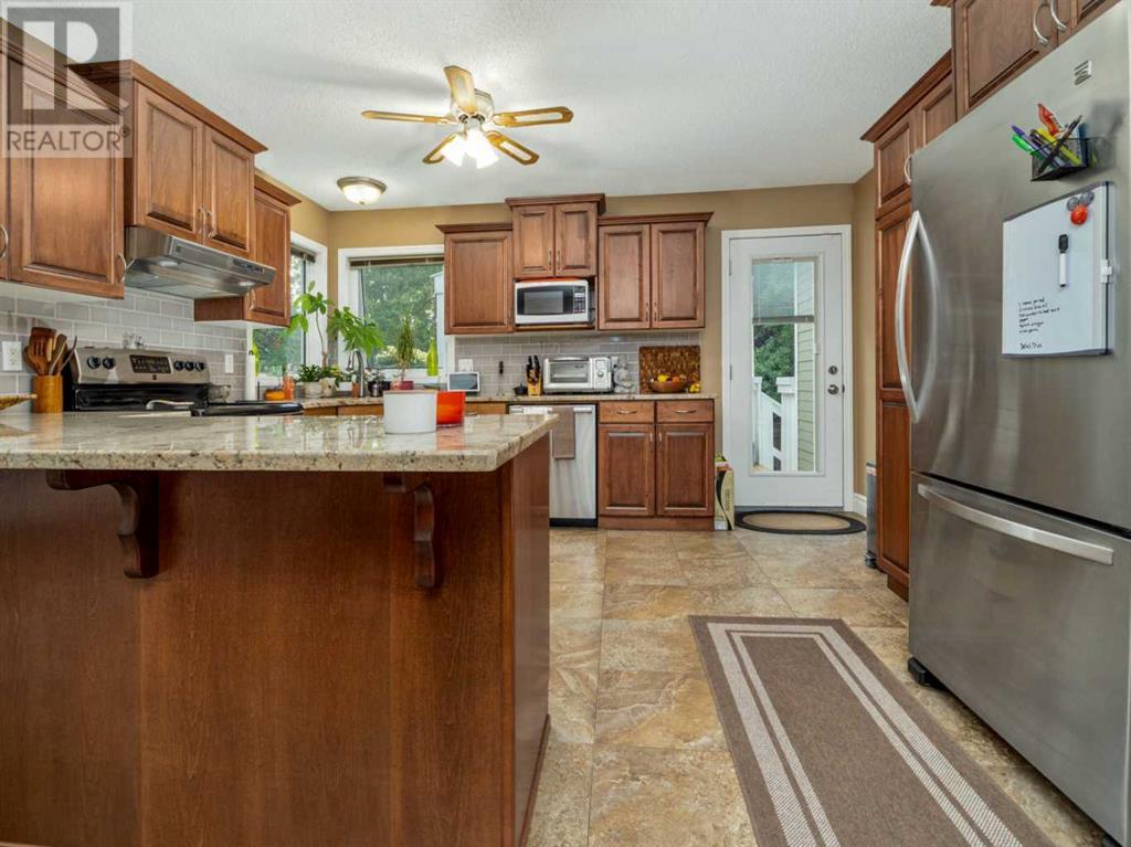 218 Sherwood Place W, Lethbridge, Alberta  T1K 6E7 - Photo 11 - A2244169
