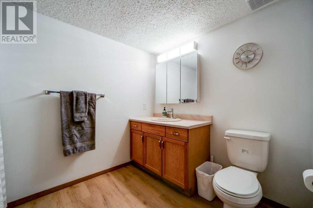 320, 20 3 Street S, Lethbridge, Alberta  T1J 4P1 - Photo 20 - A2241477