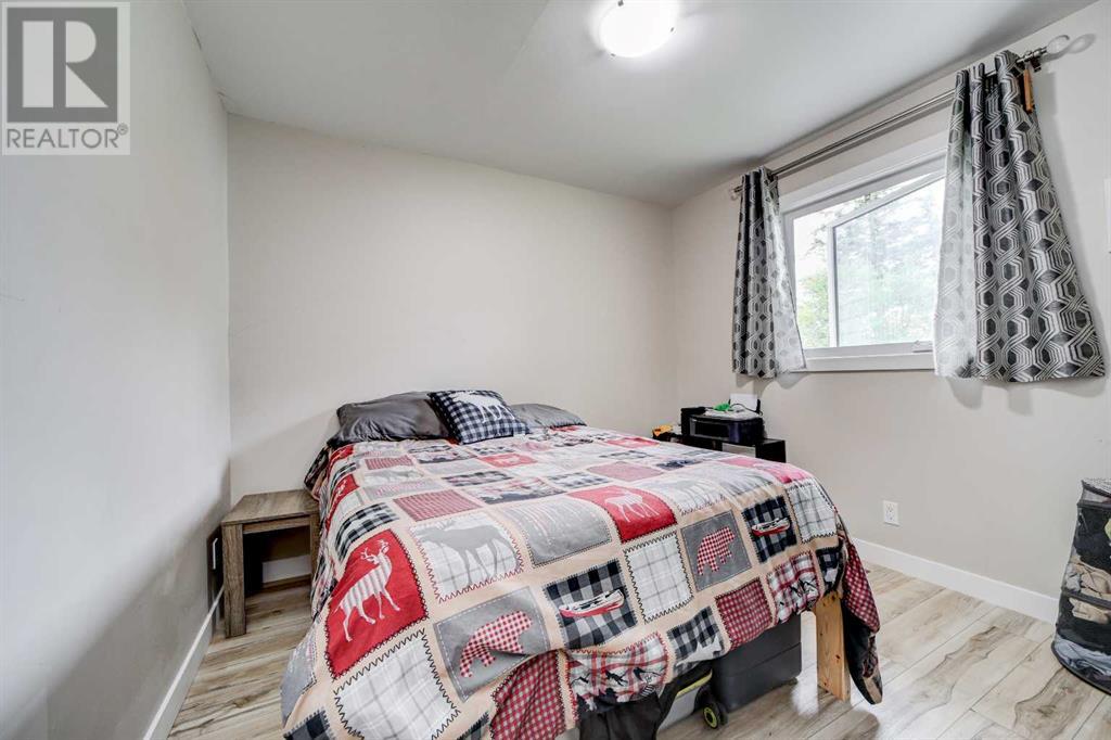 764 Hyde Street, Pincher Creek, Alberta  T0K 1W0 - Photo 12 - A2243063
