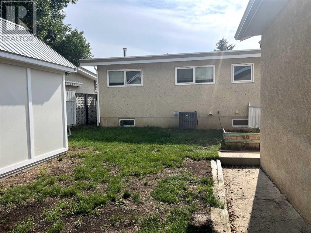 1036 25 Street N, Lethbridge, Alberta  T1H 2V8 - Photo 27 - A2244152