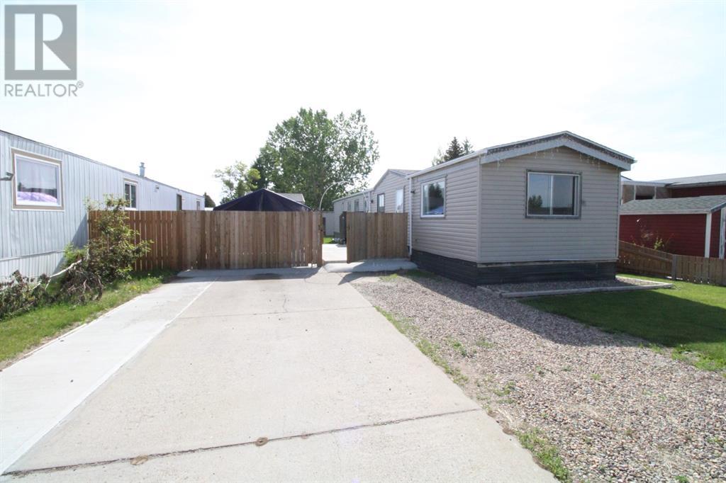 6225 48 st, Taber, Alberta