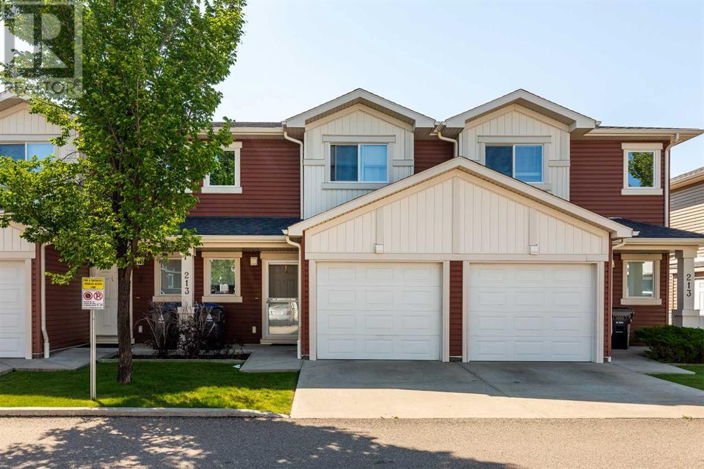 2, 213 Silkstone Road W, Lethbridge, Alberta