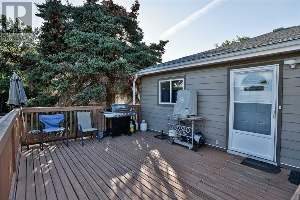 5226 43 Avenue, Taber, Alberta  T1G 1B6 - Photo 7 - A2235373