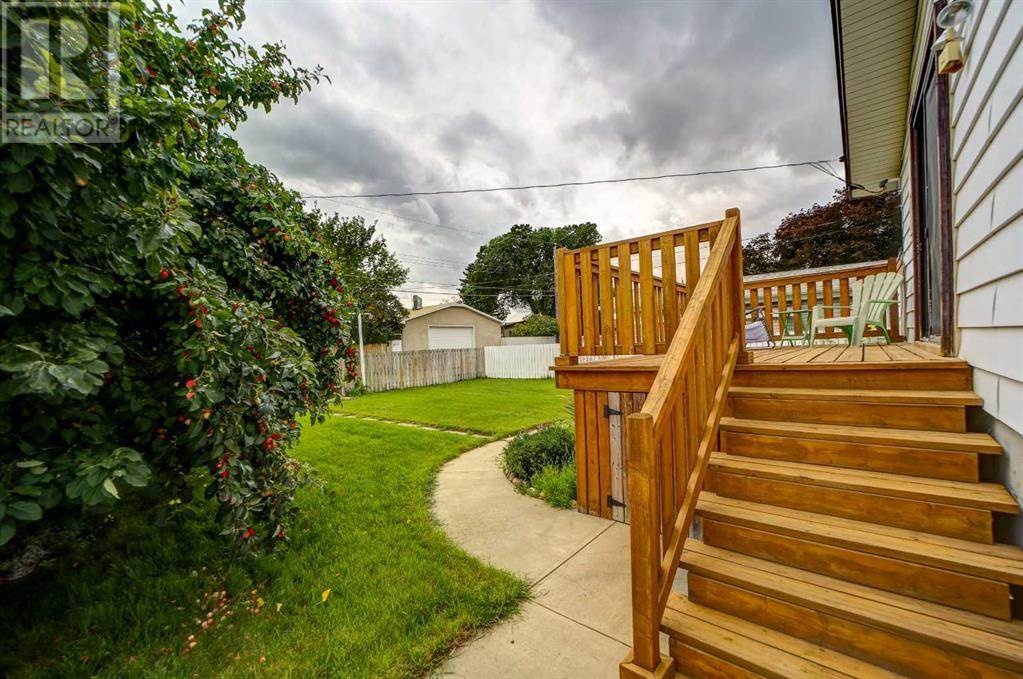 2422 7a Avenue N, Lethbridge, Alberta  T1H 1A2 - Photo 31 - A2241982