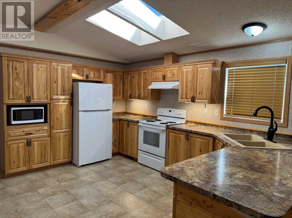 6, 1229 Waterton Avenue, Pincher Creek, Alberta  T0K 1W0 - Photo 17 - A2244493