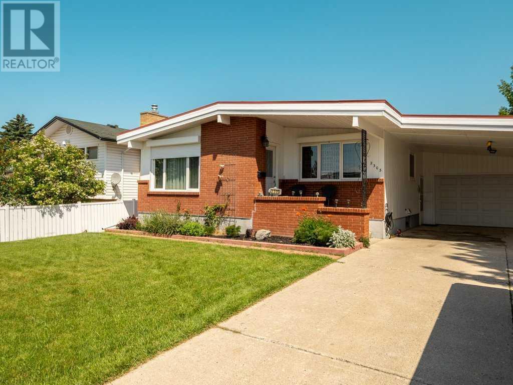 2305 23 Avenue S, Lethbridge, Alberta  T1K 1K8 - Photo 3 - A2234087