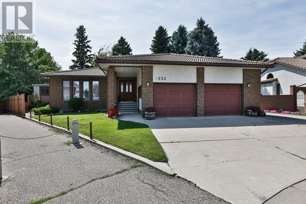 2222 26 Avenue S, Lethbridge, Alberta