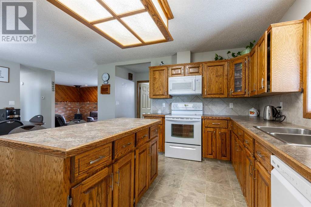109 7 Avenue, Stirling, Alberta  T0K 2E0 - Photo 9 - A2242774